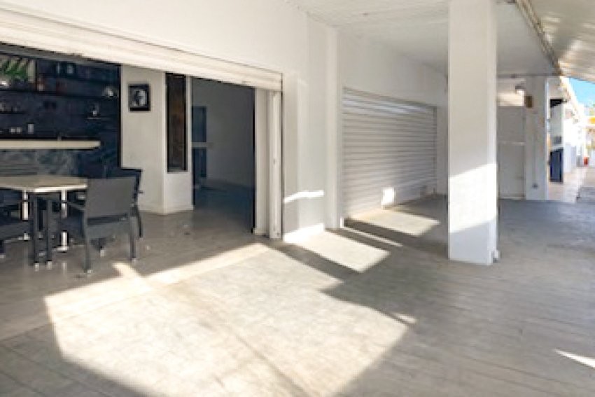 Venta Locales Calas de Mallorca
